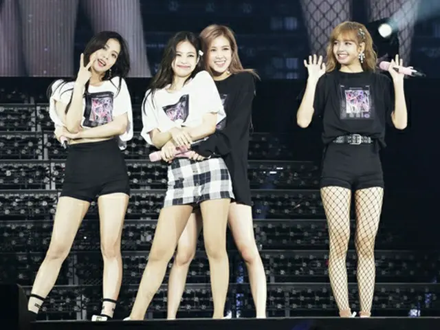 「BLACKPINK」、YouTube再生回数3億回突破「DDU-DU DDU-DU」日本語ver.をアリーナツアー千葉公演で初披露！（オフィシャル）