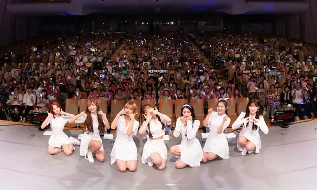 「OH MY GIRL BANHANA」、日本デビューショーケース大盛況！ジホが流ちょうな日本語でイベントを進行（オフィシャル）