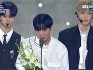 「Wanna One」、「2018 SORIBADA BEST K-MUSIC AWARDS」で新韓流人気賞を受賞