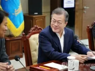 文大統領「特使団派遣も朝鮮半島平和のため」　国会に協力要請