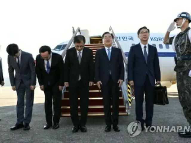 文大統領の特使団=5日、城南(聯合ニュース)