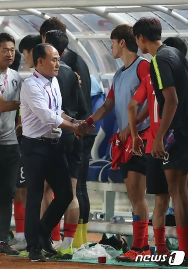 ア大会”金メダル”韓国サッカー監督、ガンバ大阪ファン・ウィジョの招集「苦労した」と明かす