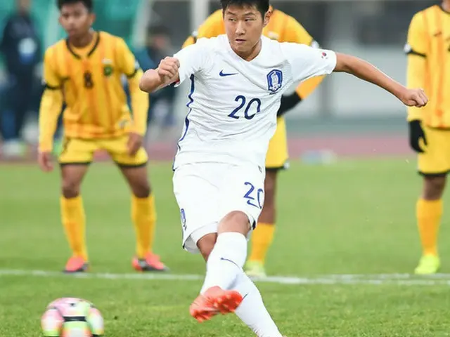 ＜サッカー＞西メディア、“17歳”イ・ガンインを高評価「絶えず相手守備を威嚇」