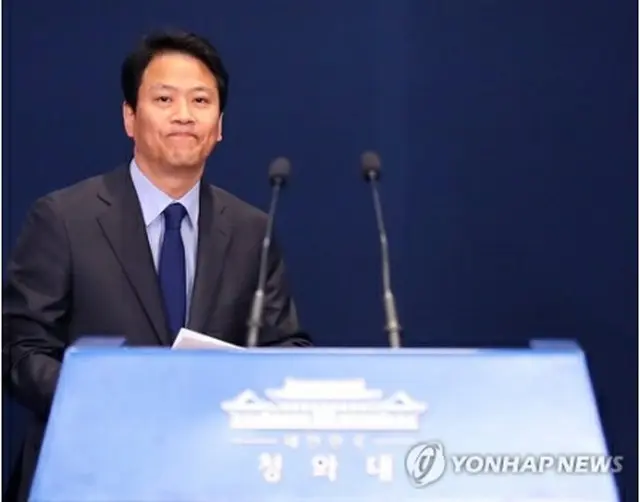 任鍾ソク大統領秘書室長＝（聯合ニュース）