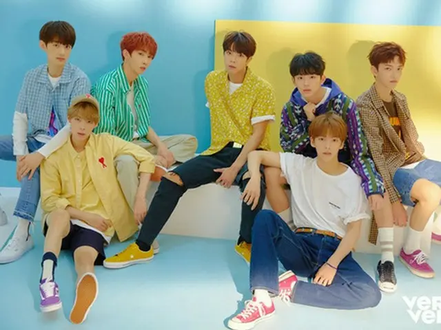 JELLYFISHエンターテインメントからお披露目される7人組新人アイドルグループ「VERIVERY」の完全体カットが公開された。（提供:OSEN）