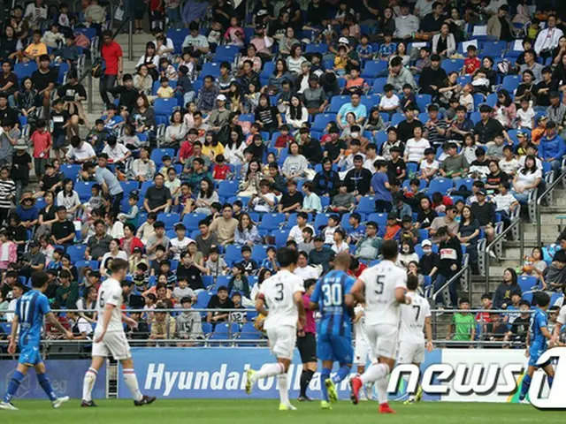 韓国サッカー代表の人気がKリーグにも＝第28節の平均観客動員数が8千人超え