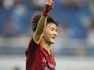 ＜サッカー＞“アジア大会金メダル”ファン・インボム、20日に早期除隊＝大田シチズンに復帰