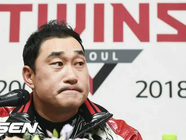 ＜韓国野球＞リュ・ヒョンジン、引退するボン・ジュングン（LGツインズ）にかけた言葉は「痛くても我慢して投げて」（提供:OSEN）