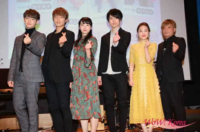 左からカラム、ミンス、須藤茉麻、田中晃平、Rilika、中野智行（PaniCrew）
