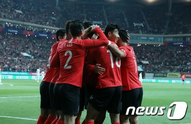サッカー韓国代表、ウルグアイに”史上初”勝利
