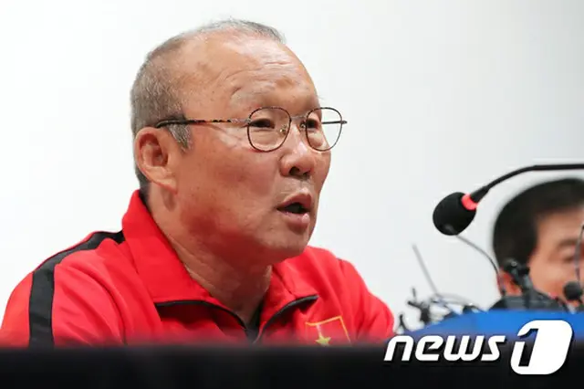 サッカーベトナム代表パク・ハンソ監督、母国での練習試合に期待 「韓国代表、ベント体制でより強くなるだろう」