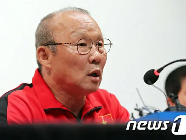 サッカーベトナム代表パク・ハンソ監督、母国での練習試合に期待 「韓国代表、ベント体制でより強くなるだろう」