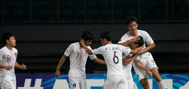 ＜サッカー＞“チョ・ヨンウク2ゴール”U-19韓国、ベトナムに勝利し組1位で8強進出（OSEN）