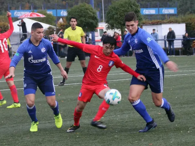 サッカーU-17韓国代表チーム、ドイツ遠征でレバークーゼンなどと親善試合（提供:OSEN）