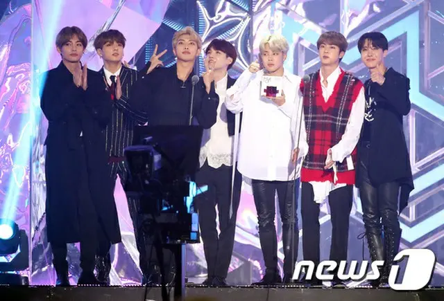 テレビ朝日系の音楽番組「ミュージックステーション」が、人気グループ「防弾少年団」の出演を見送るという公示を出した（提供:news1)