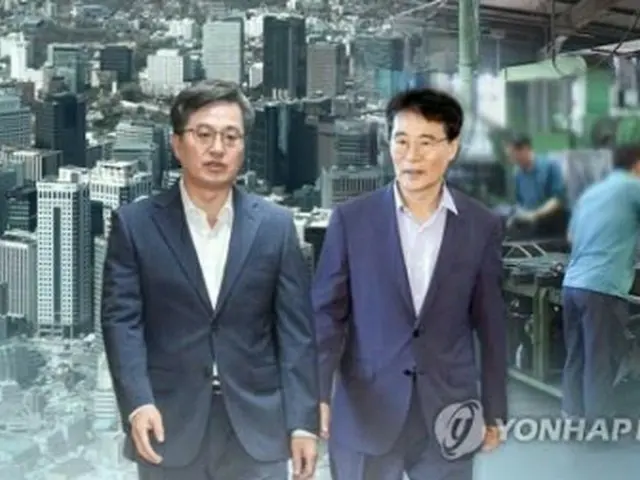 文大統領が金東ヨン氏(左)と張夏成氏の交代に踏み切った(コラージュ)=(聯合ニュース)