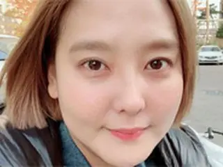 “30キロ体重増加” 女優ダナ（元・天上智喜）、美貌は変わらず＝セルカ公開！