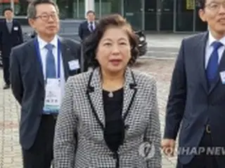 金剛山観光記念の南北合同行事　４年ぶり開催＝韓国から１００人訪朝