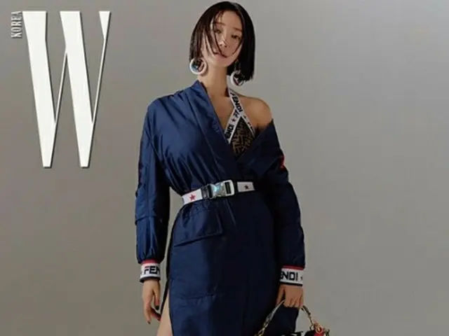マガジン「W KOREA」11月号が、韓国女優コ・ジュンヒのグラビアを公開した。（写真提供:OSEN）