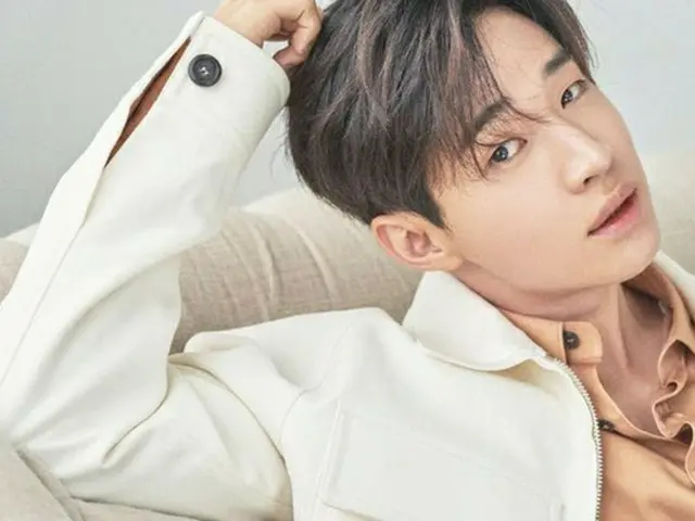 【公式】ヘンリー、YG出身SINXITYが設立したAXISとレーベル契約…来年上半期カムバックへ（提供:OSEN）