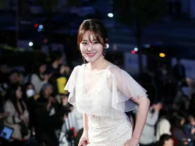 【公式】シン・アヨン、来月22日結婚…お相手男性は同じハーバード大学出身