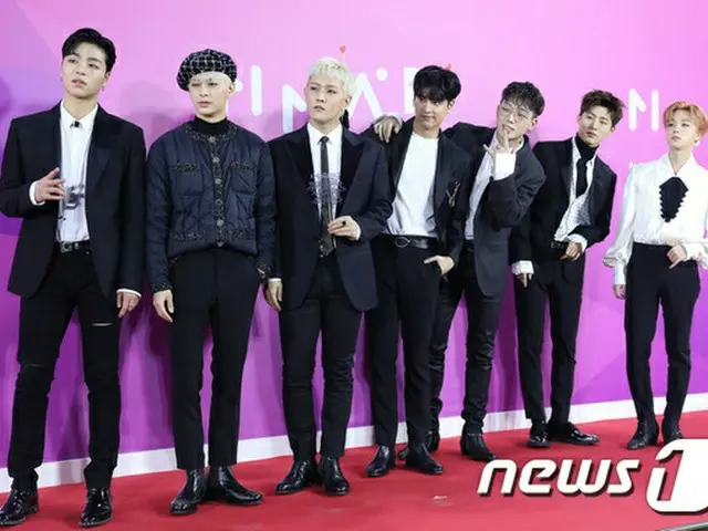 韓国ボーイズグループ「iKON」が、「2018 MelOn Music Awards」で大賞に該当するBest Song of the Yearを受賞した。（提供:news1）
