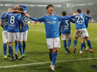 ＜サッカー＞独ボーフムと契約延長のイ・チョンヨン 「サポーターのおかげで自信を取り戻した」