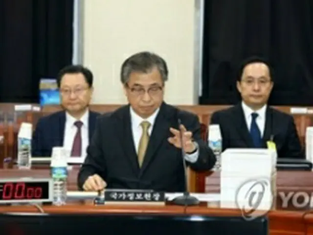 国会情報委員会に出席した徐薫・国家情報院長＝5日、ソウル（聯合ニュース）