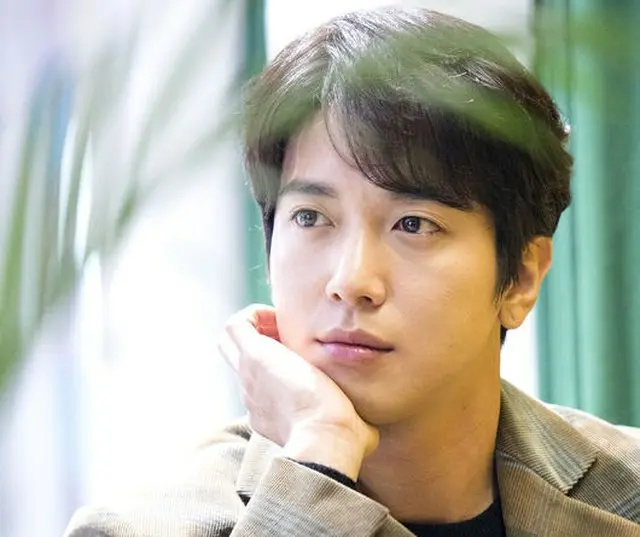 人気バンド「CNBLUE」のジョン・ヨンファが、世界障害者の日（12/3）を迎えミルアル（小麦）福祉財団に5千万ウォン（約500万円）を寄付した（提供:OSEN)