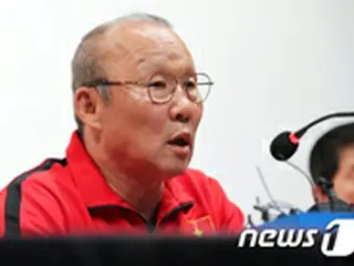 ＜サッカー＞ベトナム代表のパク・ハンソ監督の自信、「9万人のマレーシアファン、怖くない」