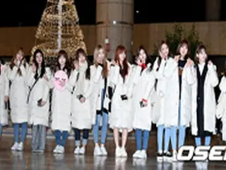 2018MAMA出演の「IZ*ONE」、笑顔で出国