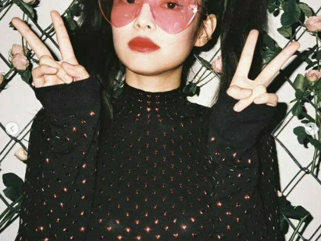 「BLACKPINK」JENNIE（ジェニ）が愛らしい魅力でファンを魅了した。(提供:OSEN）