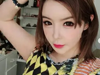【トピック】BOM（元2NE1）、グラマーな近況を公開