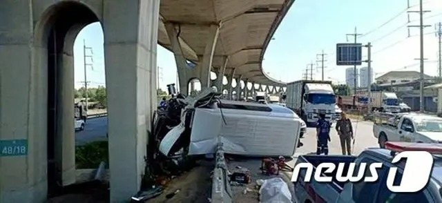 タイで韓国人観光客乗せた車両が交通事故＝運転手死亡、乗客12人負傷