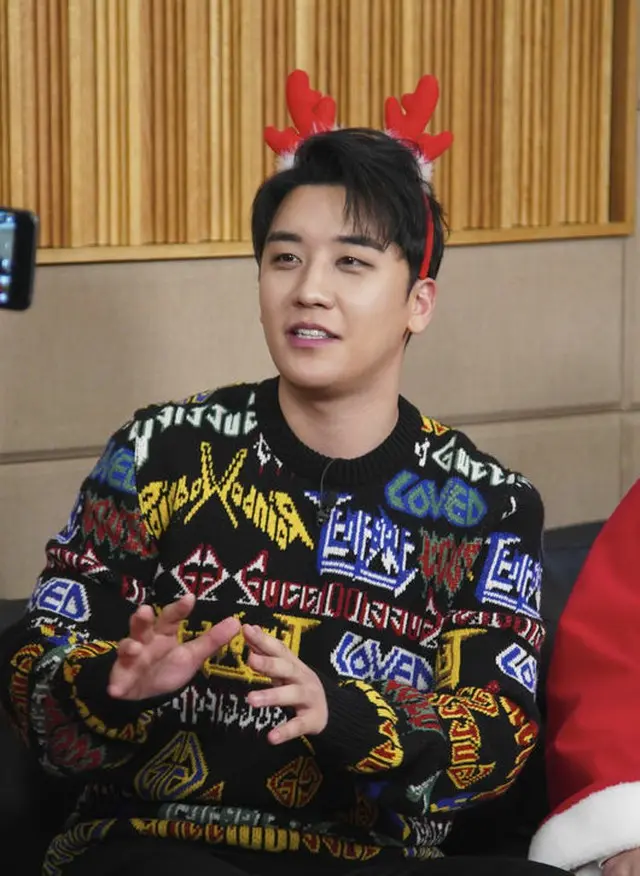 「BIGBANG」V.I、兵役中GD＆D-LITEの近況を報告＝「アイドルルーム」クリスマス特集（提供:OSEN）