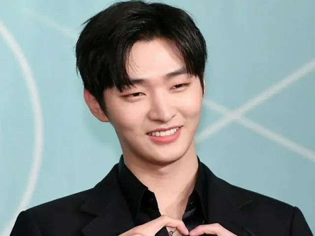 「Wanna One」の長男でありリーダーとして活動したユン・ジソンが、グループ解散後はソロ歌手としてデビューする。（提供:OSEN)