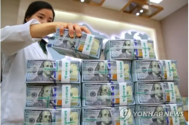 米ドル紙幣（資料写真）＝（聯合ニュース）