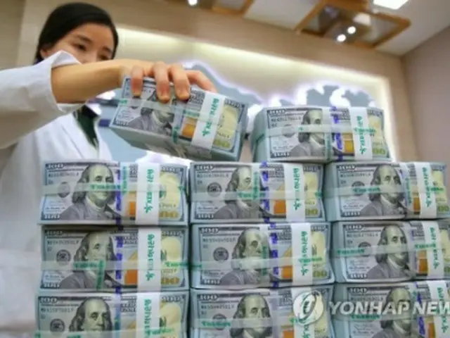 米ドル紙幣（資料写真）＝（聯合ニュース）