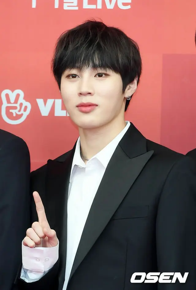 「Wanna One」ハ・ソンウン、2月末にソロミニアルバムを発表へ（提供:OSEN）