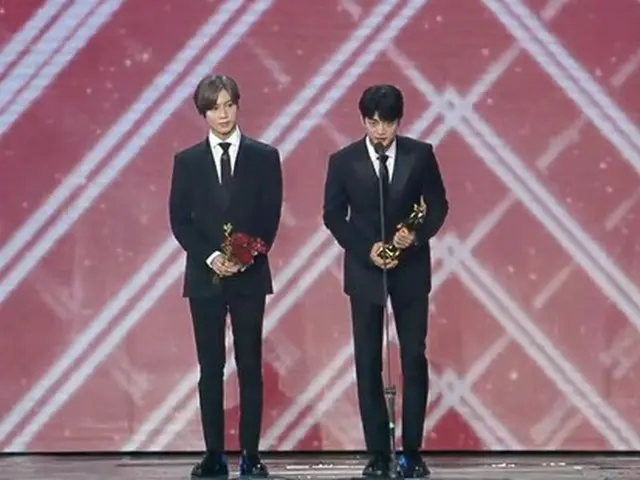 韓国ボーイズグループ「SHINee」のメンバーとして活動した故ジョンヒョンが、ゴールデンディスクの本賞を受賞した。（写真提供:OSEN）
