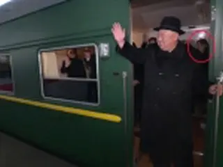 金正恩氏の訪中に妹の与正氏も同行