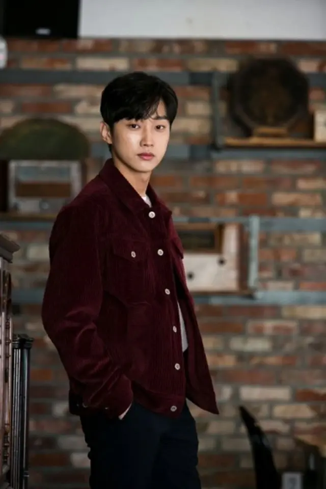 韓国ボーイズグループ「B1A4」でデビューし、現在は俳優として活躍しているジニョンが、演技に対する考えを語った。（写真提供:OSEN）