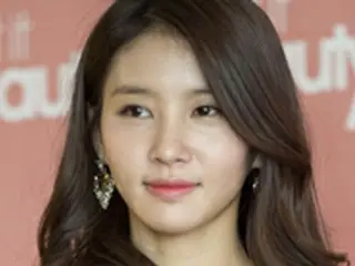 女優キム・ジョンミン、”音信不通だった”父親の死を明かす 「悪い記憶しかない…でも私を許して」