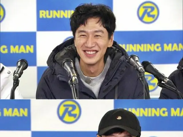 俳優イ・グァンス、番組収録で女優イ・ソンビンとの交際に言及 ”緊急記者会見”（画像:OSEN）