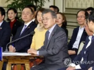 文大統領　サムスントップら企業人と対話へ＝財界との交流強化目指す