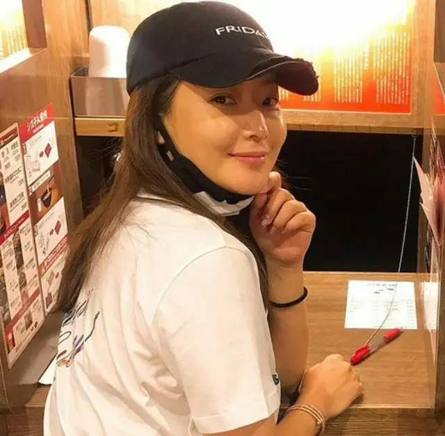 韓国女優キム・ヒソンが、ファンに日常を公開した。（写真提供:OSEN）