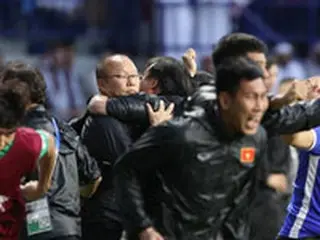 ＜アジア杯2019＞韓国人監督パク・ハンソ氏率いるベトナム代表、PKの末ヨルダン下し8強進出