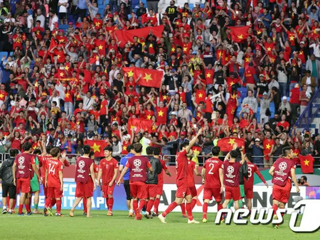 ＜アジア杯2019＞8強進出の”パク・ハンソマジック”にベトナムは祝賀ムード