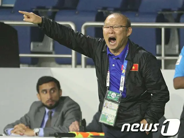 ＜アジア杯2019＞ベトナムのパク・ハンソ監督「内心、奇跡を願っていた…韓国が優勝してほしい」（提供:news1）