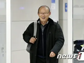 ＜アジア杯2019＞ベトナム8強進出を叶えたパク・ハンソ監督、母国・韓国へ帰国